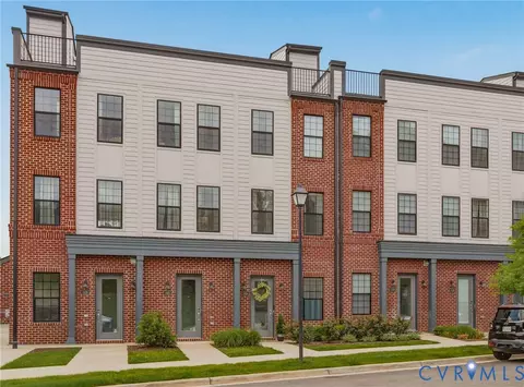 13224 Coalfield Station Ln, Midlothian, VA 23114