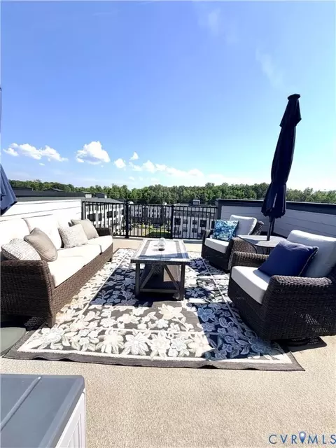 13224 Coalfield Station Ln, Midlothian, VA 23114