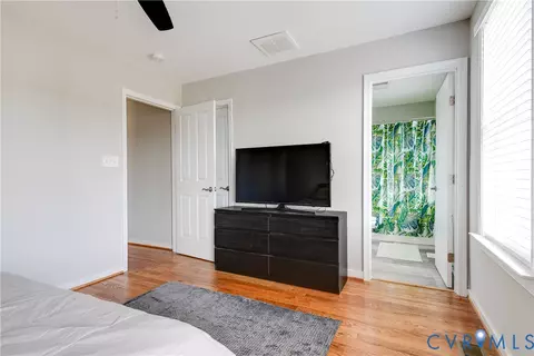 Bedroom - 1301 Dance St, Richmond, VA 23220 photo 2 of 3