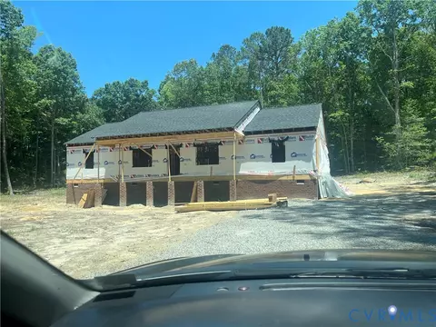 17531 Cabin Point Rd, Carson, VA 23830