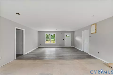 Living - 5316 Pine Hill Rd, Sutherland, VA 23885 photo 3 of 3