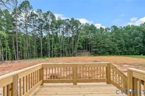 Exterior - 5316 Pine Hill Rd, Sutherland, VA 23885 photo 2 of 2