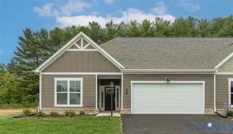 8724 Hope Farm Ln, Mechanicsville, VA 23111