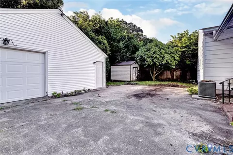 Exterior - 314 Winchester Dr, Hampton, VA 23666 photo 8 of 8