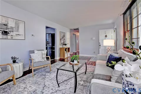 Living - 314 Winchester Dr, Hampton, VA 23666 photo 4 of 6