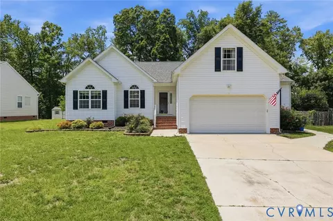 14719 Clover Ridge Ln, Chesterfield, VA 23832