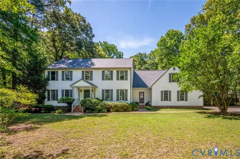 2931 Ellesmere Dr, Midlothian, VA 23113