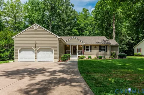 6717 Mill Ln, Gloucester, VA 23061