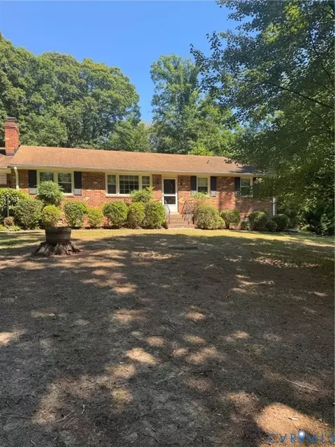 406 Bunker Cir, Sandston, VA 23150