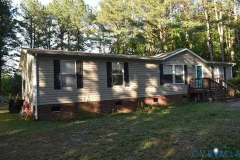 26049 Guy Place Rd, Courtland, VA 23837