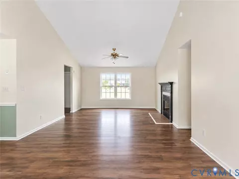 Living - 64 Edwards Ct, Dutton, VA 23050 photo 3 of 7