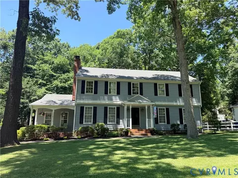 330 Saybrook Dr, North Chesterfield, VA 23236
