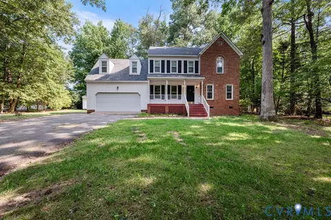 13624 Thornhill Pl, Chester, VA 23836