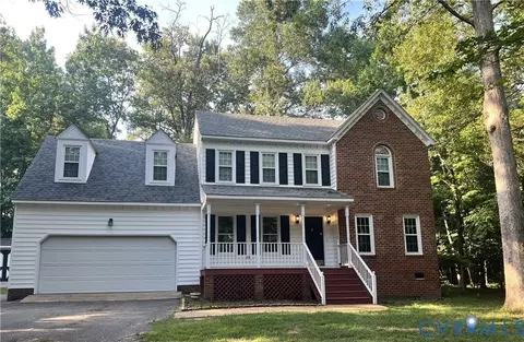 13624 Thornhill Pl, Chester, VA 23836