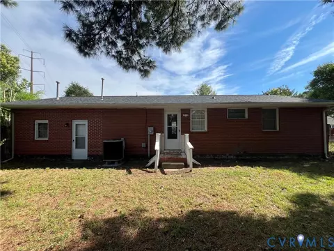 Exterior - 1403 Algona Rd, Chesapeake, VA 23324 photo 12 of 12