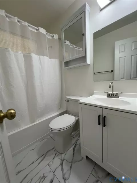 Bath - 1403 Algona Rd, Chesapeake, VA 23324 photo 3 of 3