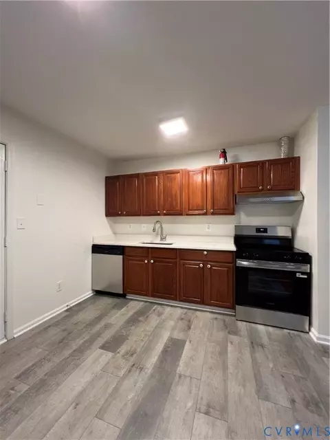 Kitchen - 1403 Algona Rd, Chesapeake, VA 23324 photo 2 of 2
