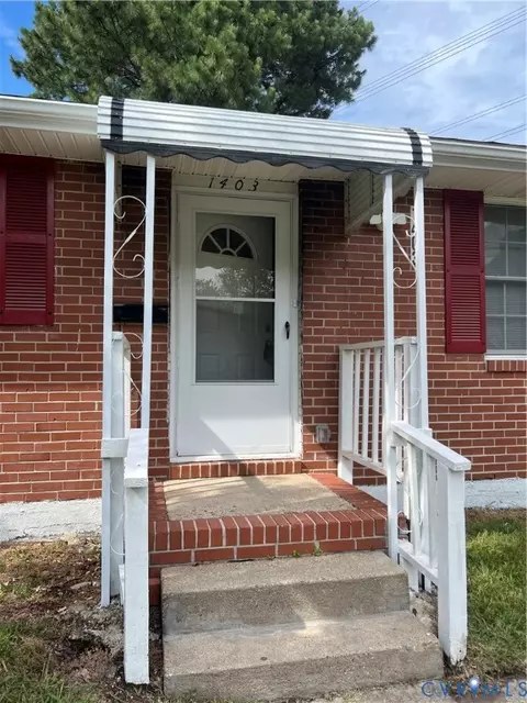 Exterior - 1403 Algona Rd, Chesapeake, VA 23324 photo 2 of 12