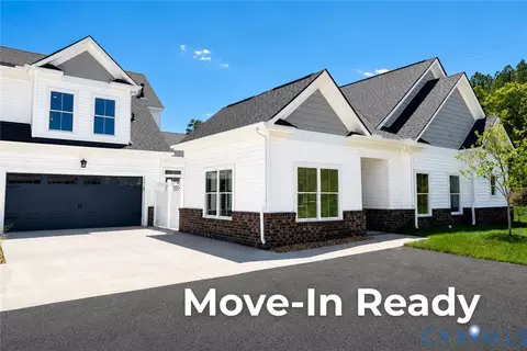 6726 Mayland Ridge Ln, Moseley, VA 23120