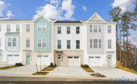 6917 Sunset Oasis Ln, Midlothian, VA 23112