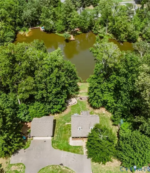6531 Lakeside Dr, Quinton, VA 23141