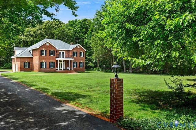 2620 Robious Crossing Dr, Midlothian, VA 23113