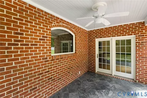 Exterior - 2620 Robious Crossing Dr, Midlothian, VA 23113 photo 6 of 10