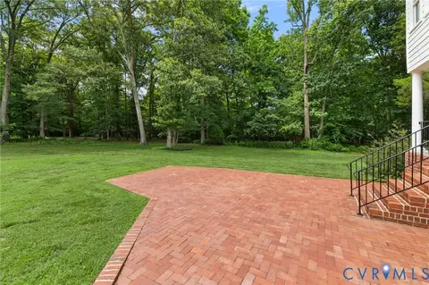 Exterior - 2620 Robious Crossing Dr, Midlothian, VA 23113 photo 8 of 10