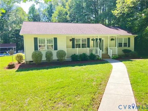 1375 Gills Rd, Powhatan, VA 23139