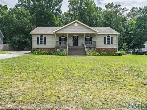22909 Pheasant Ct, North Dinwiddie, VA 23803