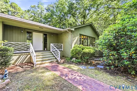 2037 Dodson Rd, Petersburg, VA 23805