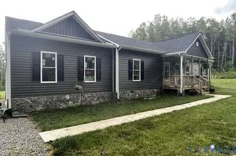 16390 Tyler Station Rd, Beaverdam, VA 23015