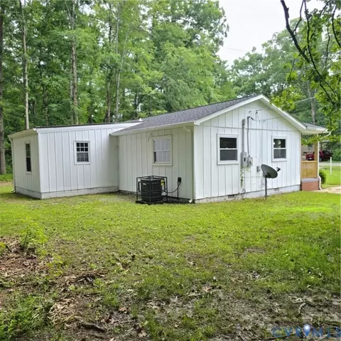 810 Luke St, Blackstone, VA 23824 photo 21