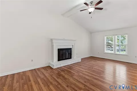 Living - 2954 Maplevale Rd, Chester, VA 23831 photo 4 of 4