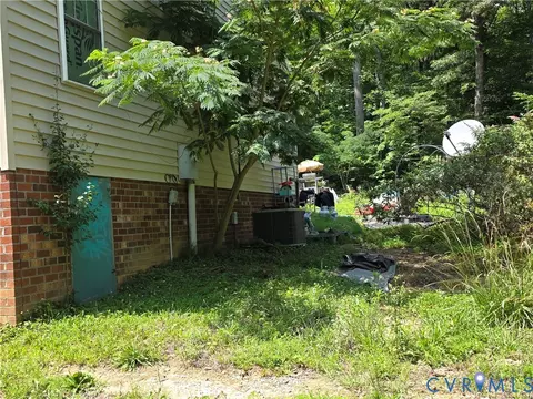 Exterior - 3161 Dorrell Rd, Aylett, VA 23009 photo 13 of 17