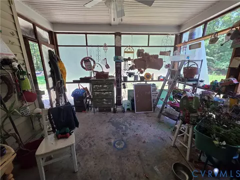 Exterior - 3161 Dorrell Rd, Aylett, VA 23009 photo 3 of 17