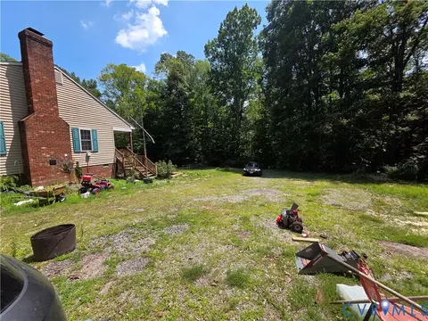 Exterior - 3161 Dorrell Rd, Aylett, VA 23009 photo 10 of 17