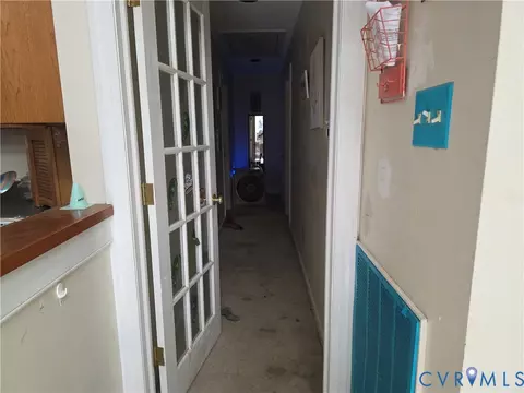 Entry Way - 3161 Dorrell Rd, Aylett, VA 23009 photo 1 of 2