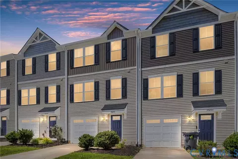 35201 Sara Ct, Locust Grove, VA 22508