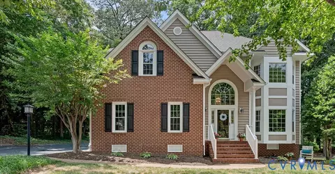 10081 Amelia Manor Ct, Mechanicsville, VA 23116