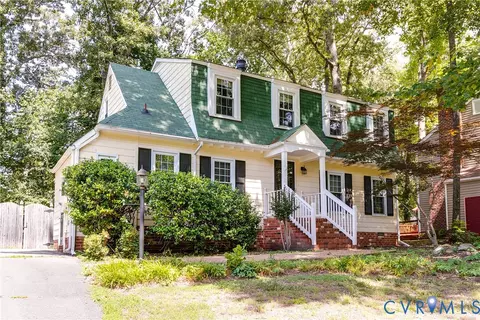 510 Overcliff Ct, Midlothian, VA 23114