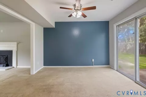 Living - 207 Missionary Rdg, Hampton, VA 23669 photo 2 of 3