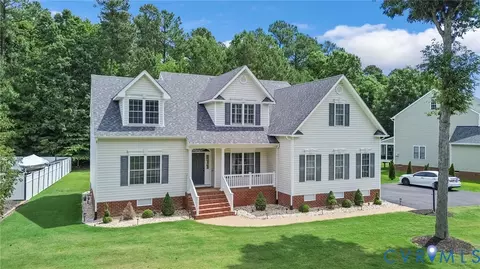 518 Greymont Ln, Chester, VA 23836