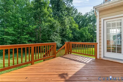 Exterior - 14219 Jeffries Pl, Midlothian, VA 23114 photo 5 of 7