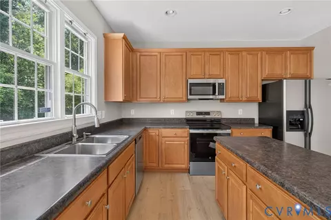 Kitchen - 14219 Jeffries Pl, Midlothian, VA 23114 photo 2 of 3