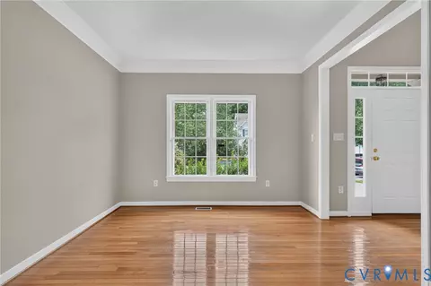 Living - 14219 Jeffries Pl, Midlothian, VA 23114 photo 2 of 7