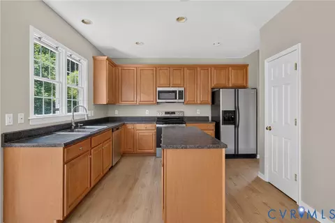 Kitchen - 14219 Jeffries Pl, Midlothian, VA 23114 photo 1 of 3