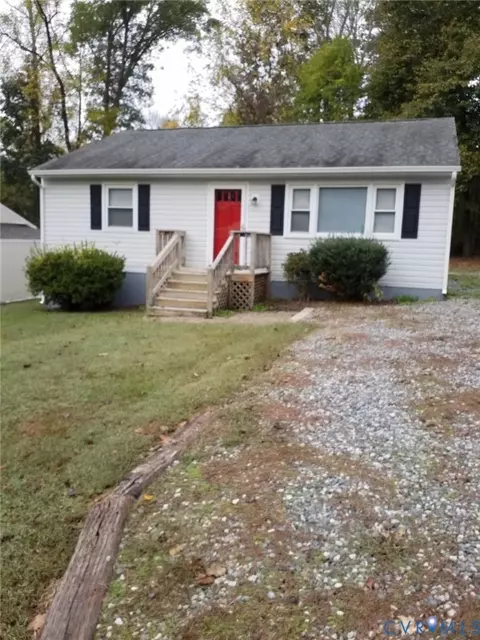6712 Cherry Rd, Quinton, VA 23141