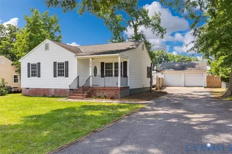 2416 Agra Dr, Fairfield, VA 23228