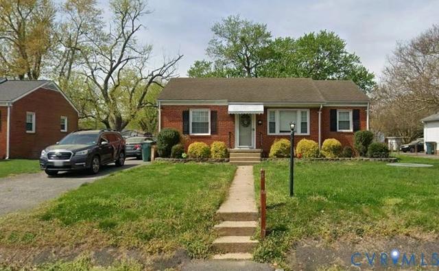 17 Eastlake Dr, Sandston, VA 23150